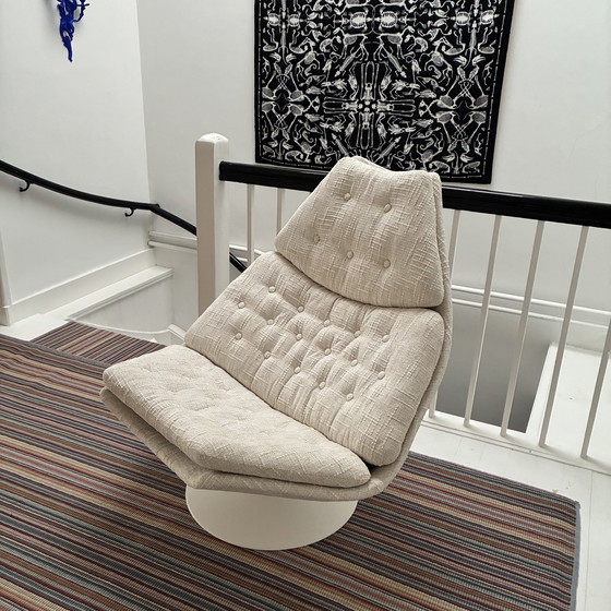 Image 1 of Artifort 588