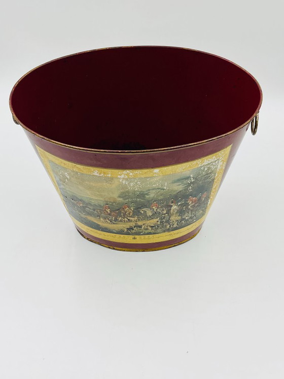 Cestino per la carta straccia vintage in latta con una scena di caccia di Bury Hunt. – Oggetti decorativi (photo 3 of 14)