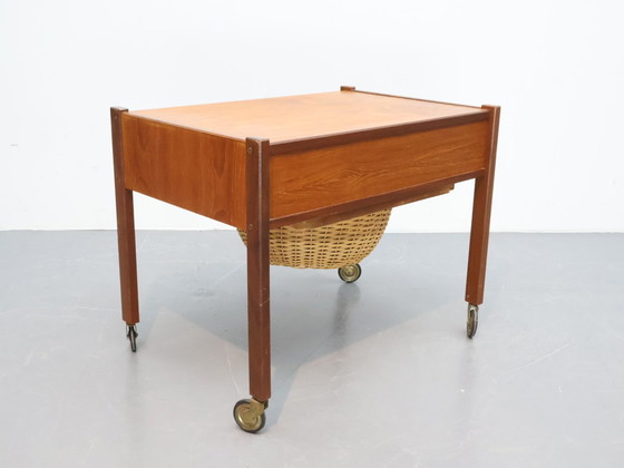 Image 1 of Deense Fournituren Trolley Met Lade En Mand