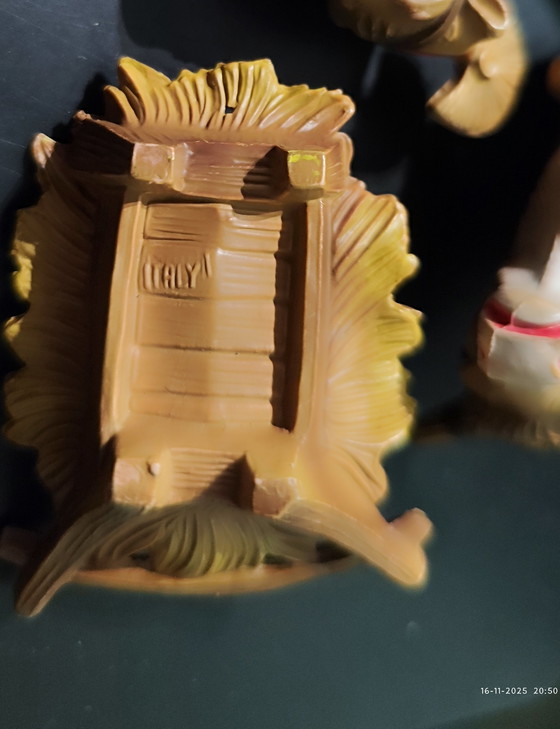 Image 1 of Very extensive old nativity scene / Christmas table