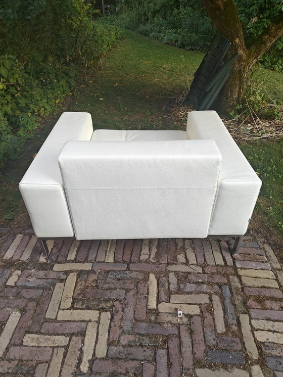 Image 1 of Zanotta Love Chair - Design italien emblématique