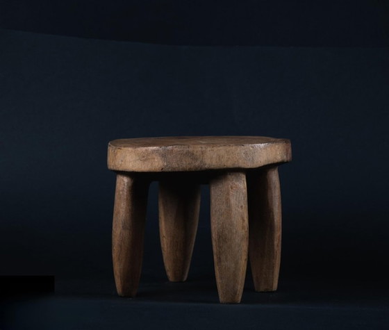 Image 1 of Piccolo sgabello rotondo in legno Senufo
