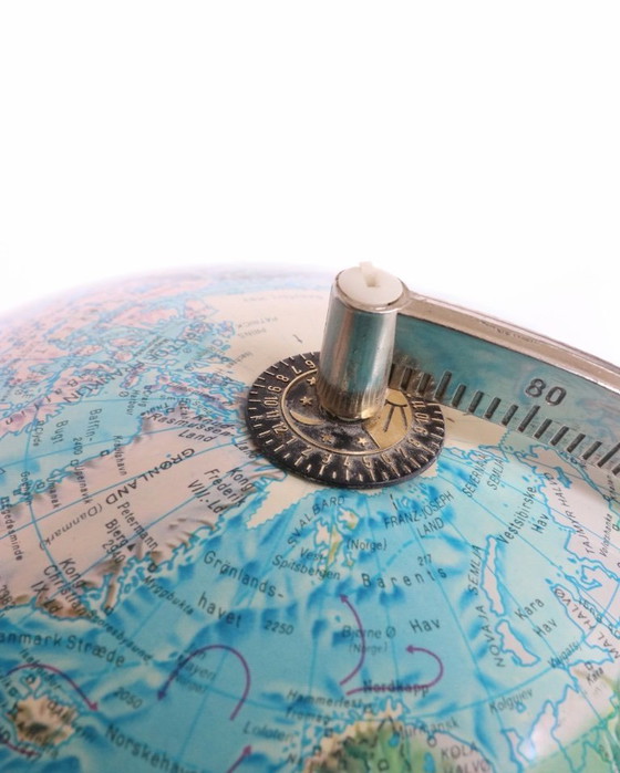 Image 1 of Vintage illuminated globe lamp Scan-globe wooden base