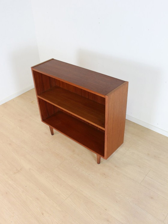 Image 1 of Kleines Bücherregal – Teakholz