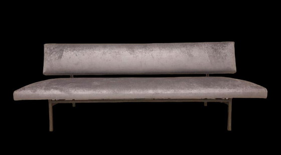 Image 1 of Gijs van der Sluis 60er Jahre (Sofa-)Bett mit neuer Samtpolsterung