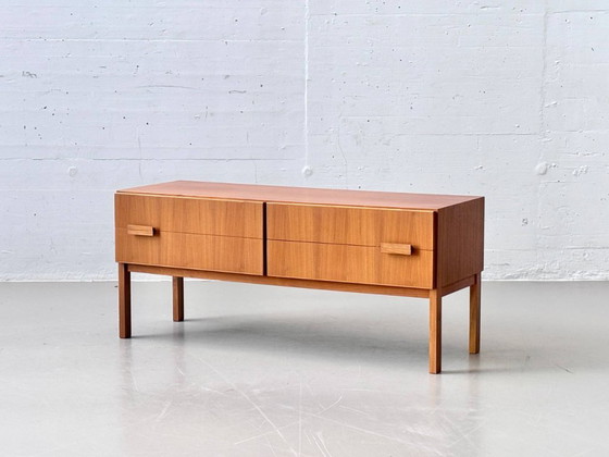 Image 1 of Mobile basso danese in teak di metà secolo con quattro cassetti, anni '60
