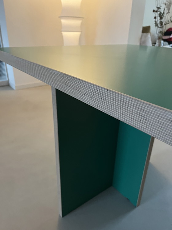 Image 1 of Table à manger du salon de Hong Kong