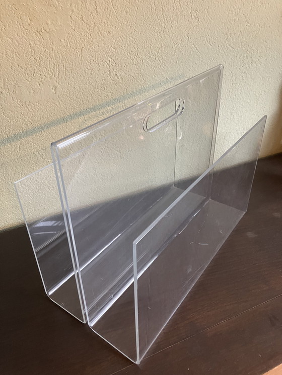 Image 1 of Porte-magazines vintage en acrylique