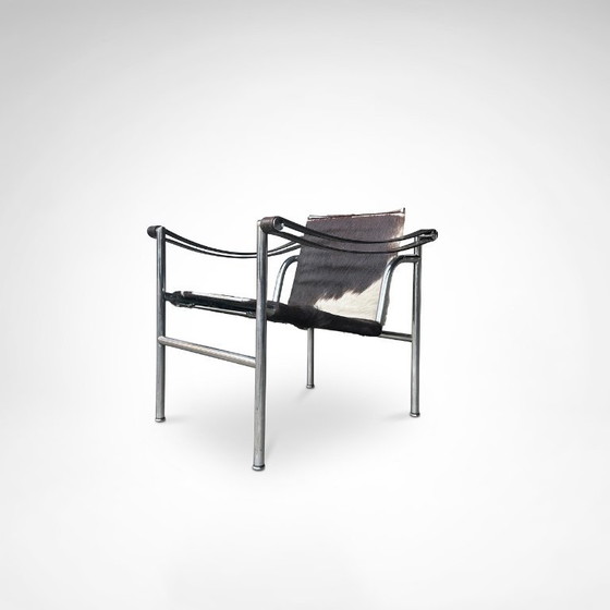 Image 1 of Fauteuil LC1 en peau de poney, conçu par Le Corbusier et al. pour Cassina, années 1980