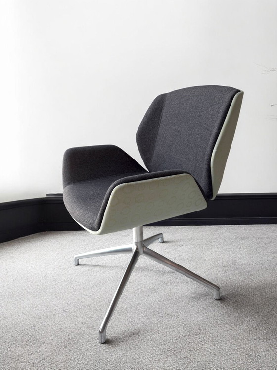 Boss Design Kruze Lounge Chair by David Fox – Original – Armchairs, Aluminium, Textile (photo 2 of 7)