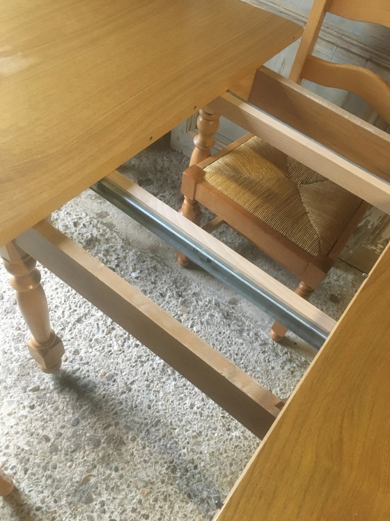 Tavolo rotondo & 4 sedie con seduta in giunco in rovere e faggio – Tavoli da pranzo, Vintage (photo 9 of 13)