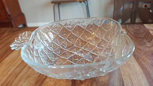 Beautiful vintage glass pineapple bowl