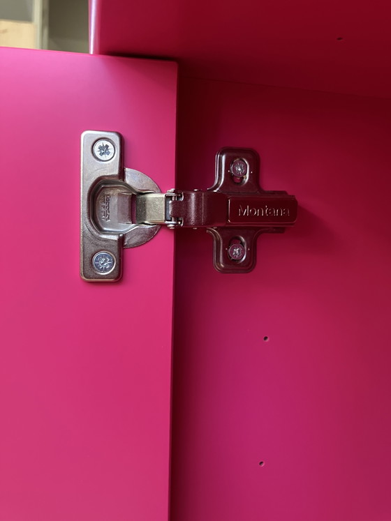 Image 1 of Armario original de Montana Furniture con puertas y sistema para colgar ropa - rosa
