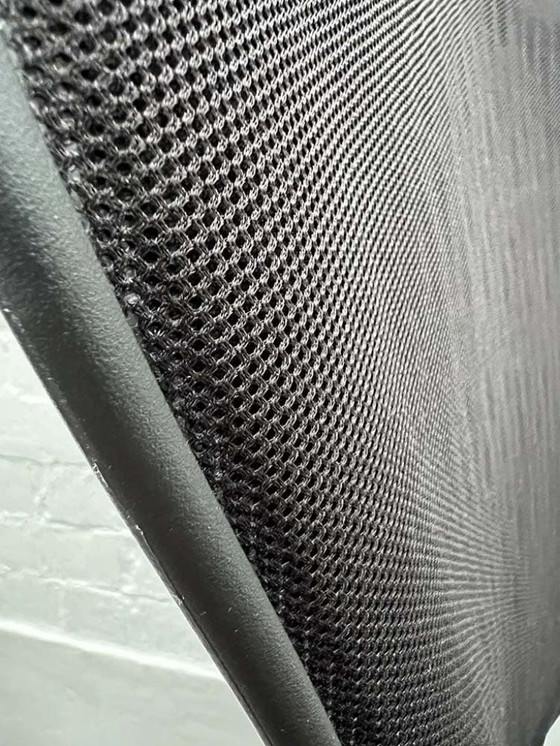 Image 1 of Herman Miller Mirra 2 Butterfly Bureaustoel