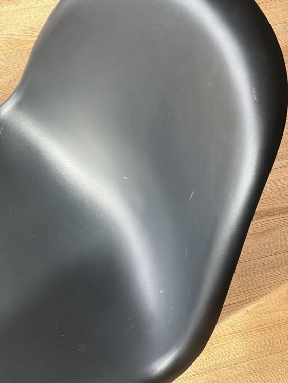 Image 1 of Vitra Panton Black