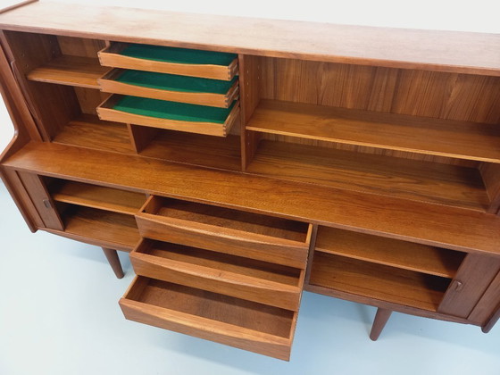 Image 1 of Vintage Scandinavian mid-height sideboard Ib Kofod-Larsen for Faarup Møbelfabrik in teak from the 60s