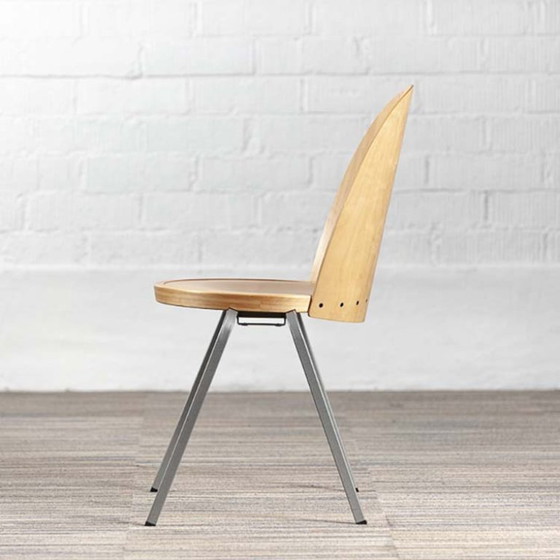 Image 1 of Silla de recibidor apilable Common Too