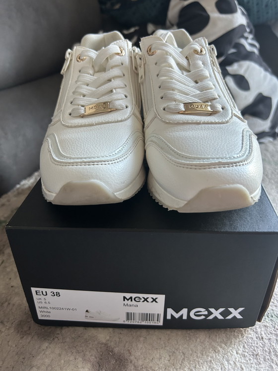 Mexx Sneakers Größe 38 – Geschenke, Plastic (photo 2 of 15)