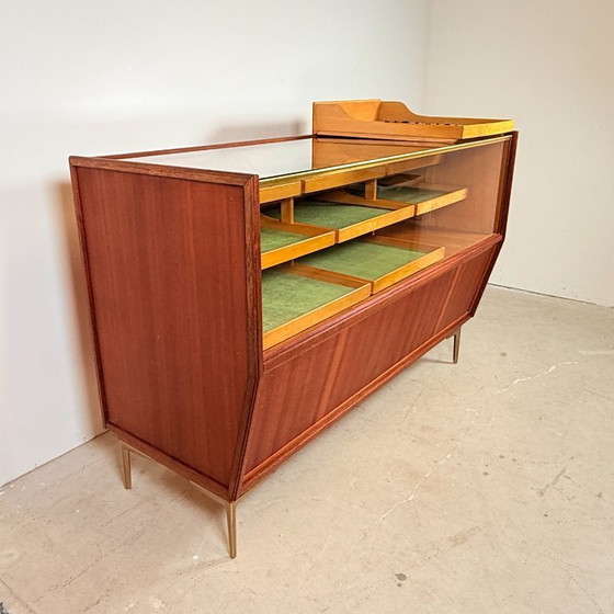 Image 1 of Vintage toonbank met 15 lades, HAKA Ladenmöbel 