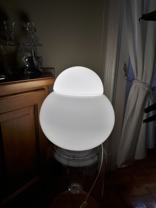 Fontana Arte 'daruma' table lamp