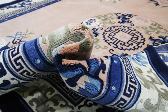 Image 1 of Tapis ancien chinois de style pékinois, noué à la main, 307 x 212 cm, en excellent état.