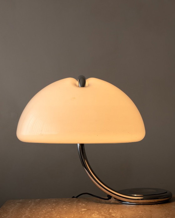 Serpente Model 599 Tischlampe von Elio Martinelli für Martinelli Luce, 1970er Jahre – Tischlampen, Chrome (photo 8 of 24)