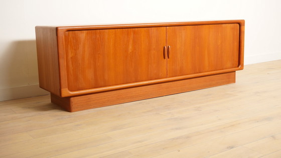 Image 1 of Vintage sideboard | 220 cm Dyrlund | 1960s | Tambourdeurtjes