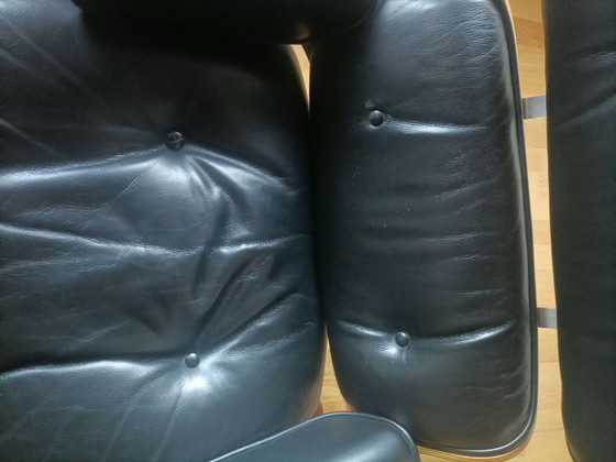 Fauteuil et ottoman Eames originaux par ICF De Padova (années 1970/80) – Herman Miller, Leather, Iron (photo 9 of 13)