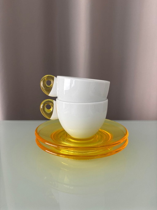 Vintage Fratelli Guzzini Tazza Espressotassen und gelbe Untertassen – 2er-Set – servies, Ceramic, Plastic