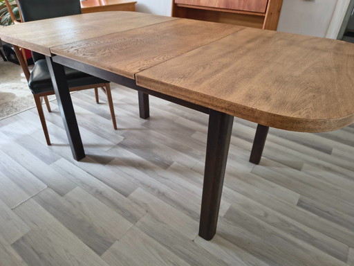 Mid-Century extendable dining table (120-165) – Oak