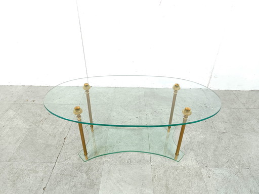 Table basse vintage en laiton et verre