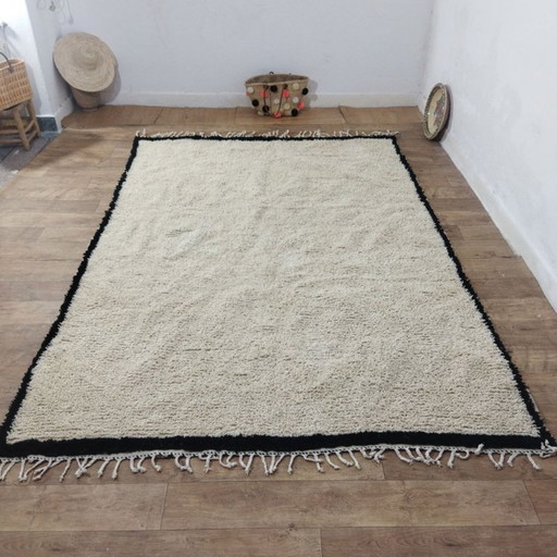 Minimal Beni Ourain Wool Rug – Minimalist Handmade Berber Carpet (295 × 200 cm)