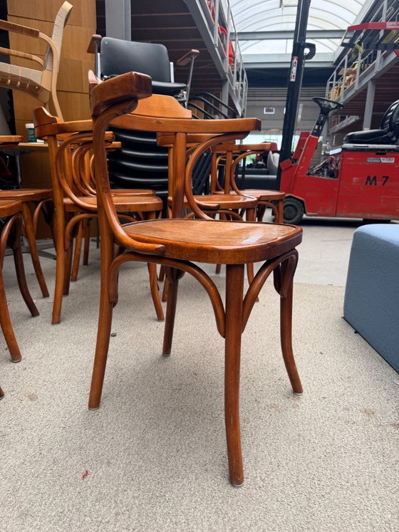 Image 1 of 8 chaises vintage de café/bistro (lot de 8)