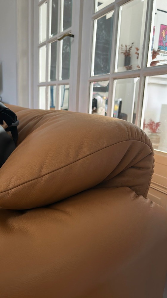 Image 1 of Cassina Maralunga