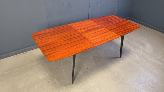 Image 1 of Uitschuifbare eettafel van Alfred Hendrickx voor Belform, jaren 1950.