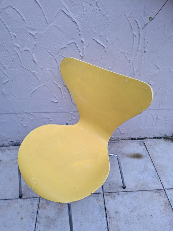 Image 1 of Vlinderstoel Arne Jacobsen Fritz Hansen