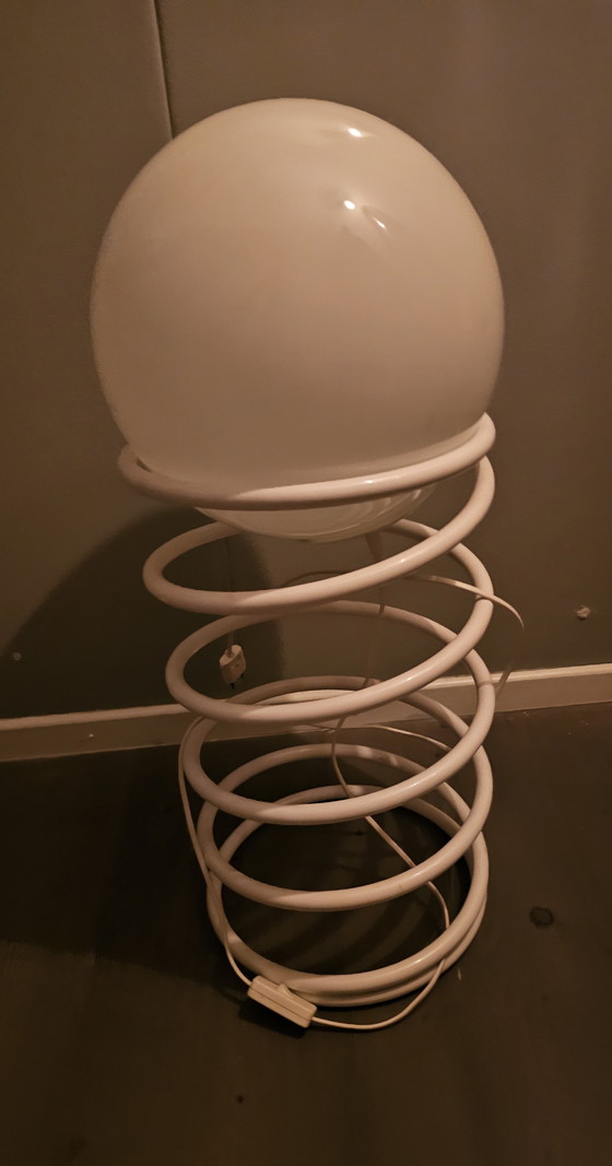 Image 1 of Lampada da terra vintage a spirale WOJA bianca.