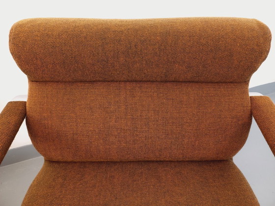 Image 1 of Een paar vintage Eero Aarnio fauteuils voor Framac, uitgevoerd in stof en chroom, uit de jaren 60 en 70.