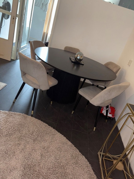 Image 1 of Eetkamertafel Rome zwart 1,70 breed + 5 stoelen