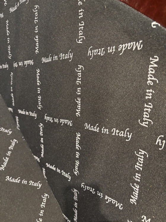 Image 1 of Sofá de 5 plazas Chesterfield Castle Kent Nuevo estado