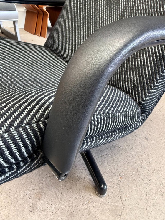 Artifort F154 fauteuil by Geoffrey D. Harcourt – Metal, Plastic (photo 12 of 15)