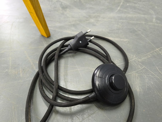 Image 1 of Sculpturale vloerlamp uit het midden van de 20e eeuw met glazen kap, jaren 70