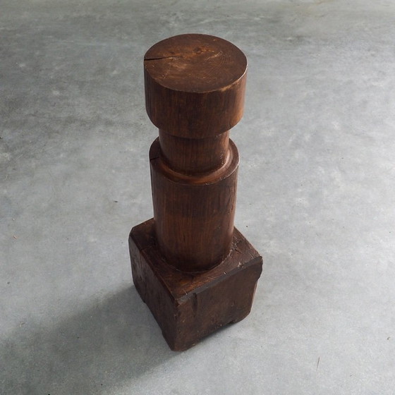 Pedestal escultural de madera maciza – Objetos decorativos, Wood (photo 9 of 16)