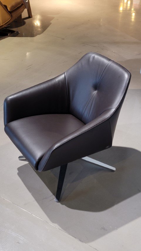 De Sede Draaifauteuil DS-278 – Armchairs (photo 2 of 6)