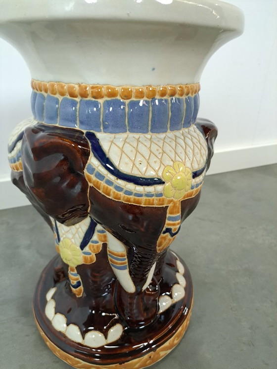 Image 1 of Tavolo rotondo in porcellana a forma di elefante, tavolo vintage