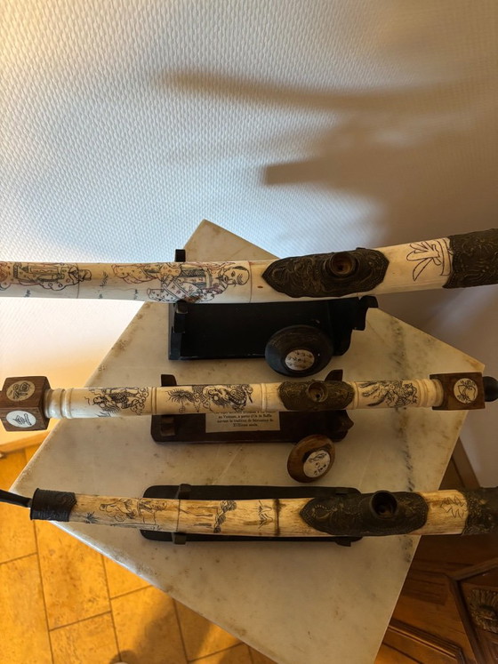 Drie antieke opium pijpen – Decoratieve objecten, Metaal, Hout (photo 3 of 5)