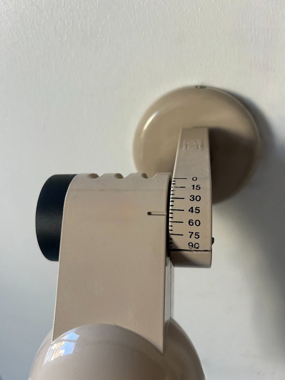 Image 1 of Paire d'appliques vintage orientable, métal laqué beige, Lita, France 1980