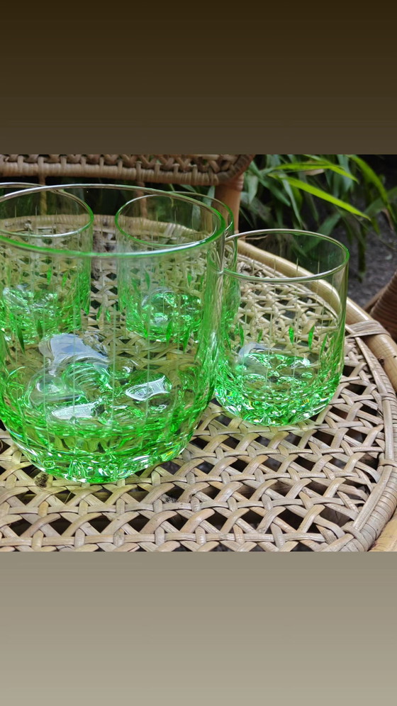 Image 1 of Ensemble de bar vintage en verre vert style milieu du siècle : 4 verres et un seau à glace