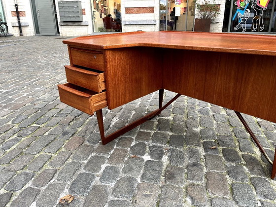 Image 1 of Bureau "Boomerang", di P.Løvig Nielsen, Danimarca, anni '50-'60