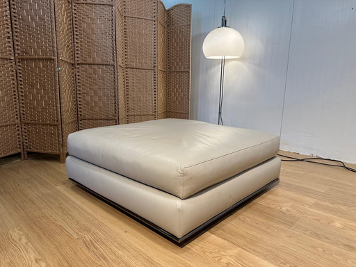 NEW Minotti Hamilton Beige Leather Hocker - 2x Available